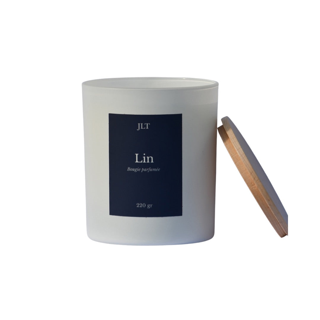 Bougie parfumée Lin JLT 220g en verre blanc mat étiquette bleu nuit avec couvercle en bois